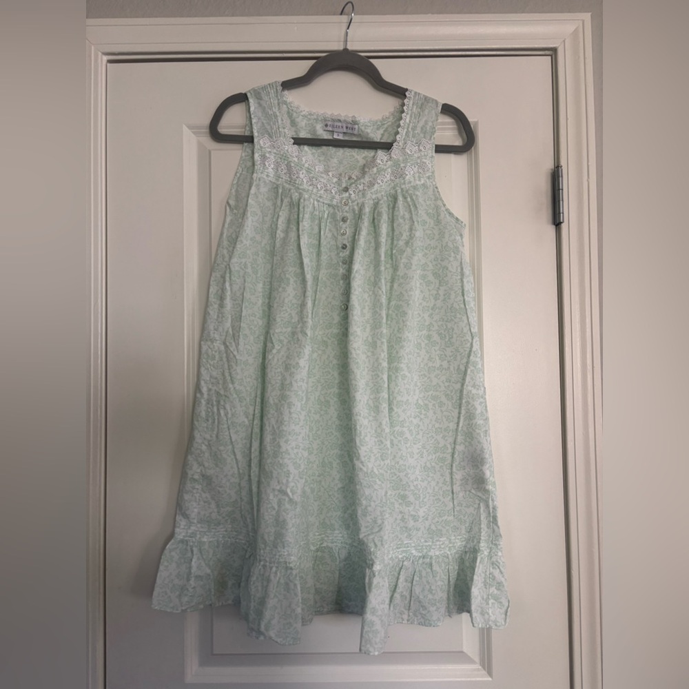 Eileen West 100% cotton Mint Green Floral Sleeveless Nightgown size Small